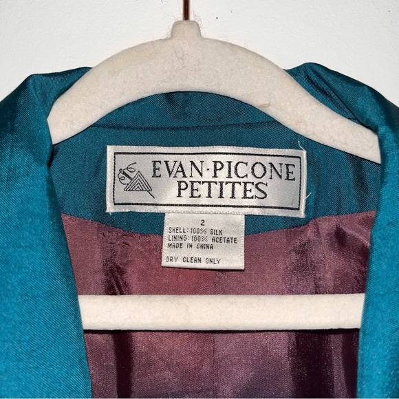 Vintage Evan Picone Silk Emerald Blazer  Lined Front Button Single Breasted - Picture 8 of 9
